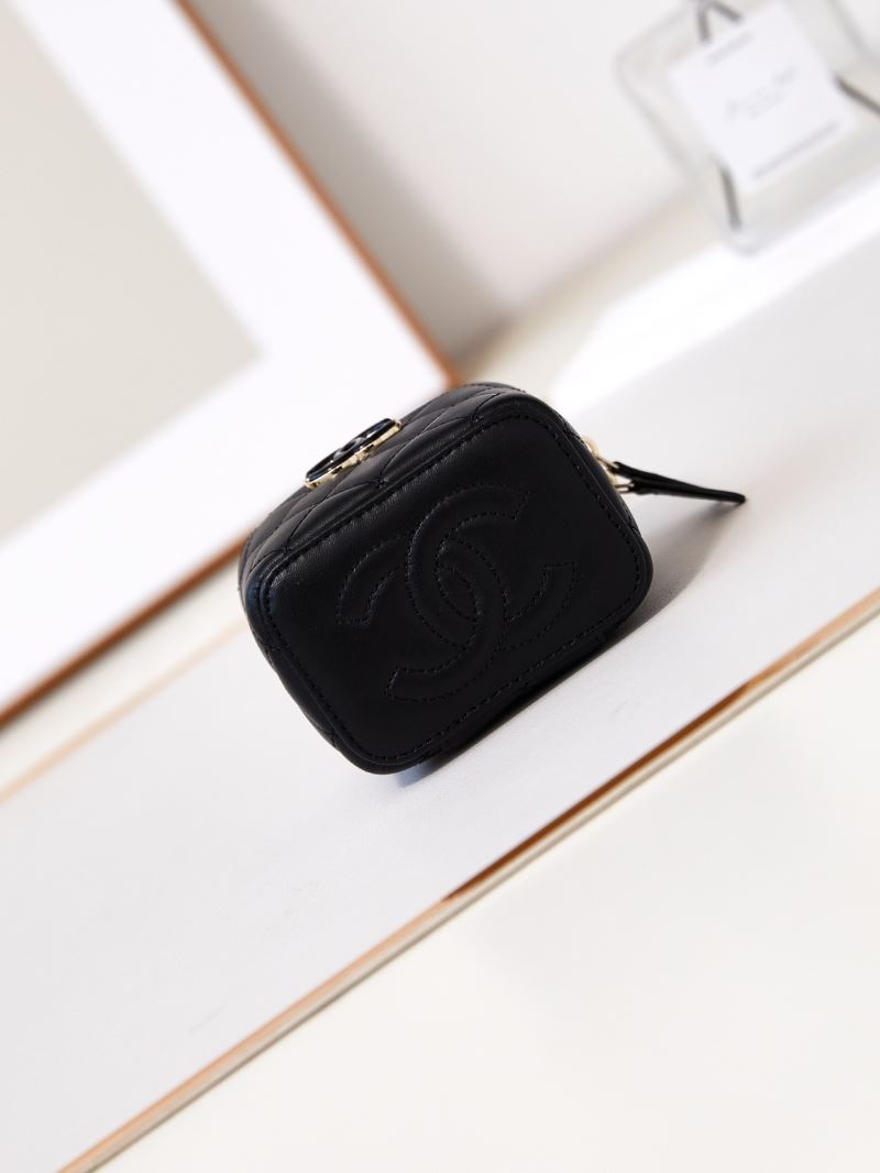 Ch**el cosmetic bags